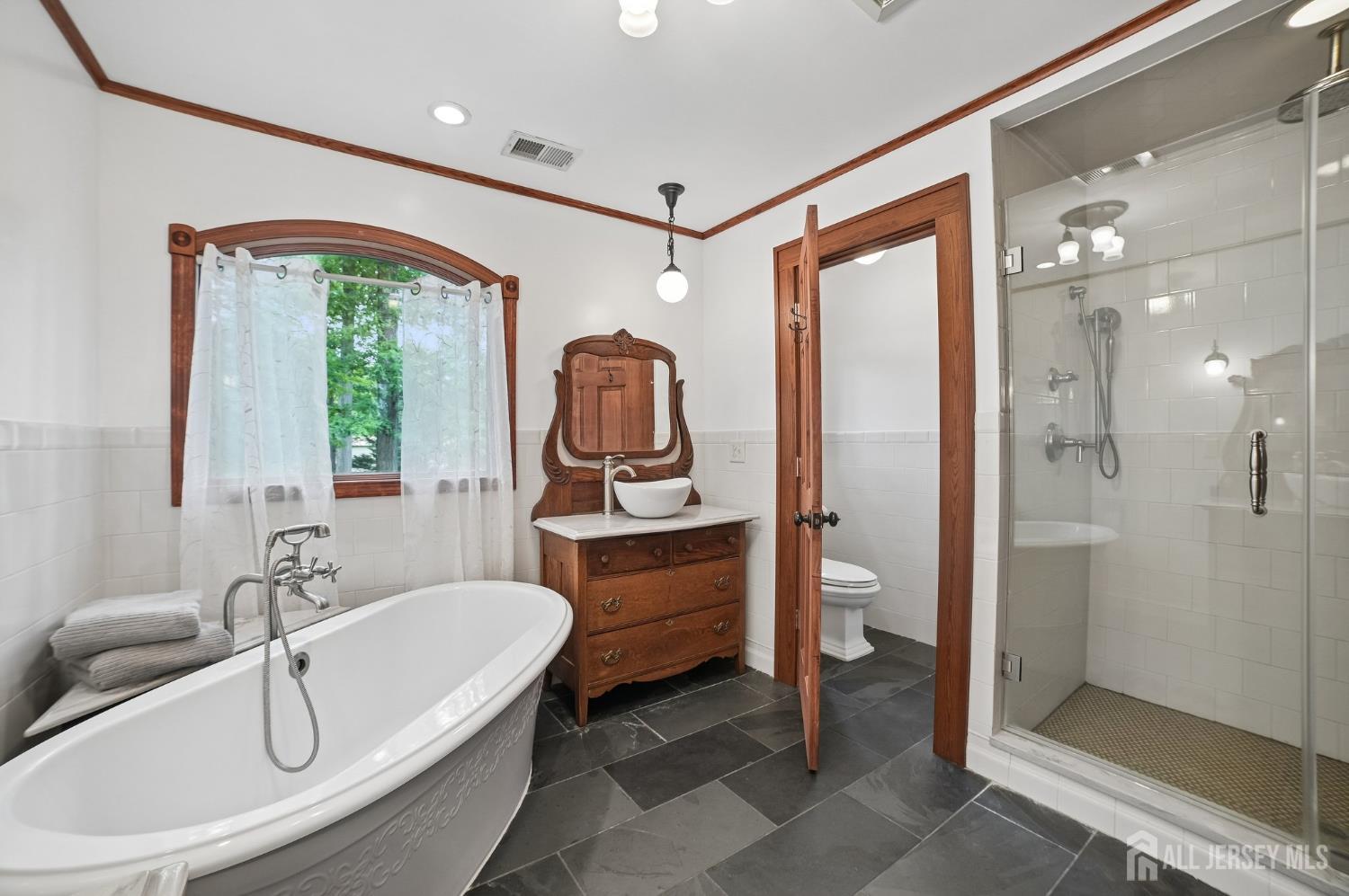 3811 Park Avenue Edison NJ 08820