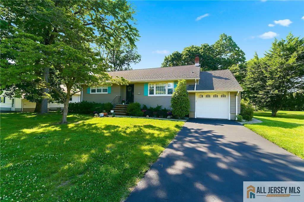 708 Sunbrite Lane Piscataway NJ 08854