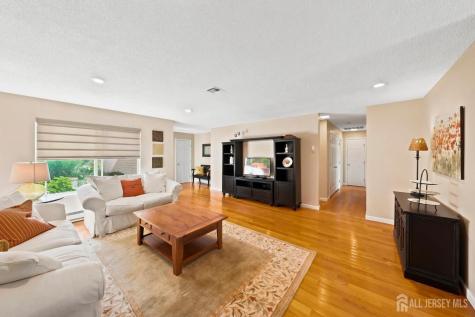 433 Andover Drive Jamesburg NJ 08831