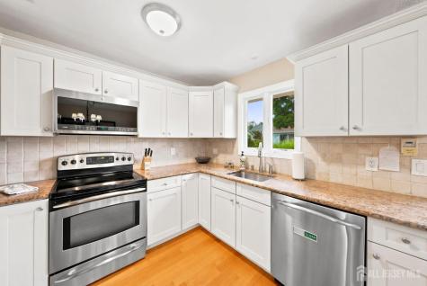 433 Andover Drive Jamesburg NJ 08831