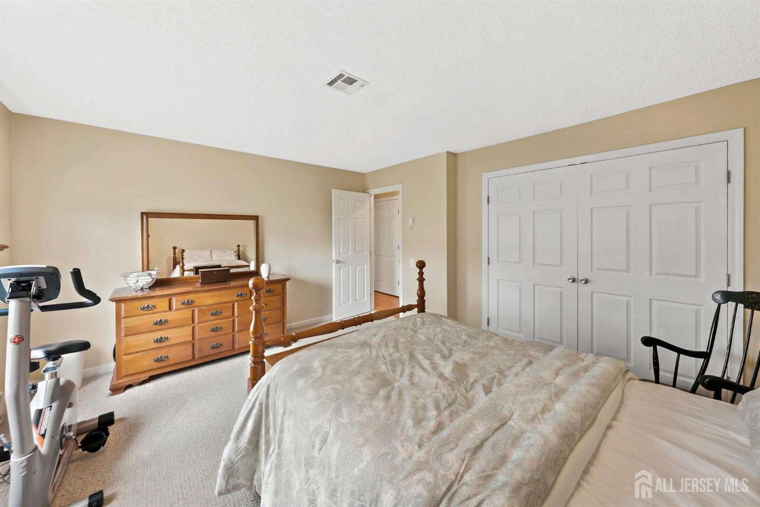 433 Andover Drive Jamesburg NJ 08831
