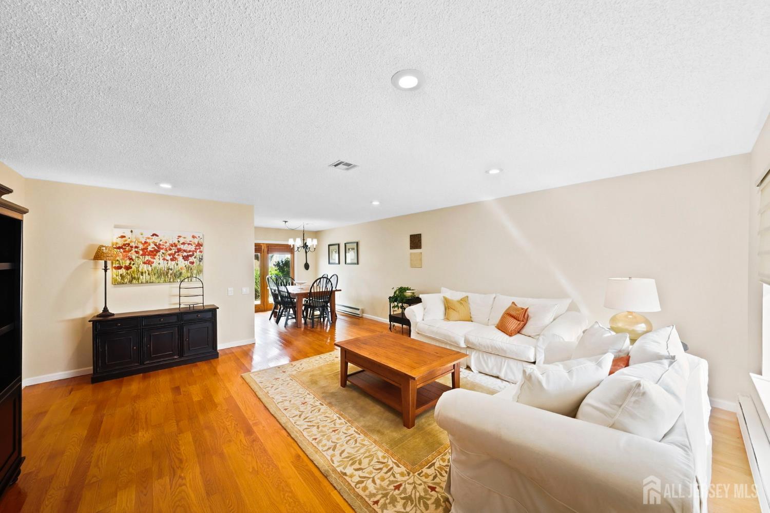 433 Andover Drive Jamesburg NJ 08831