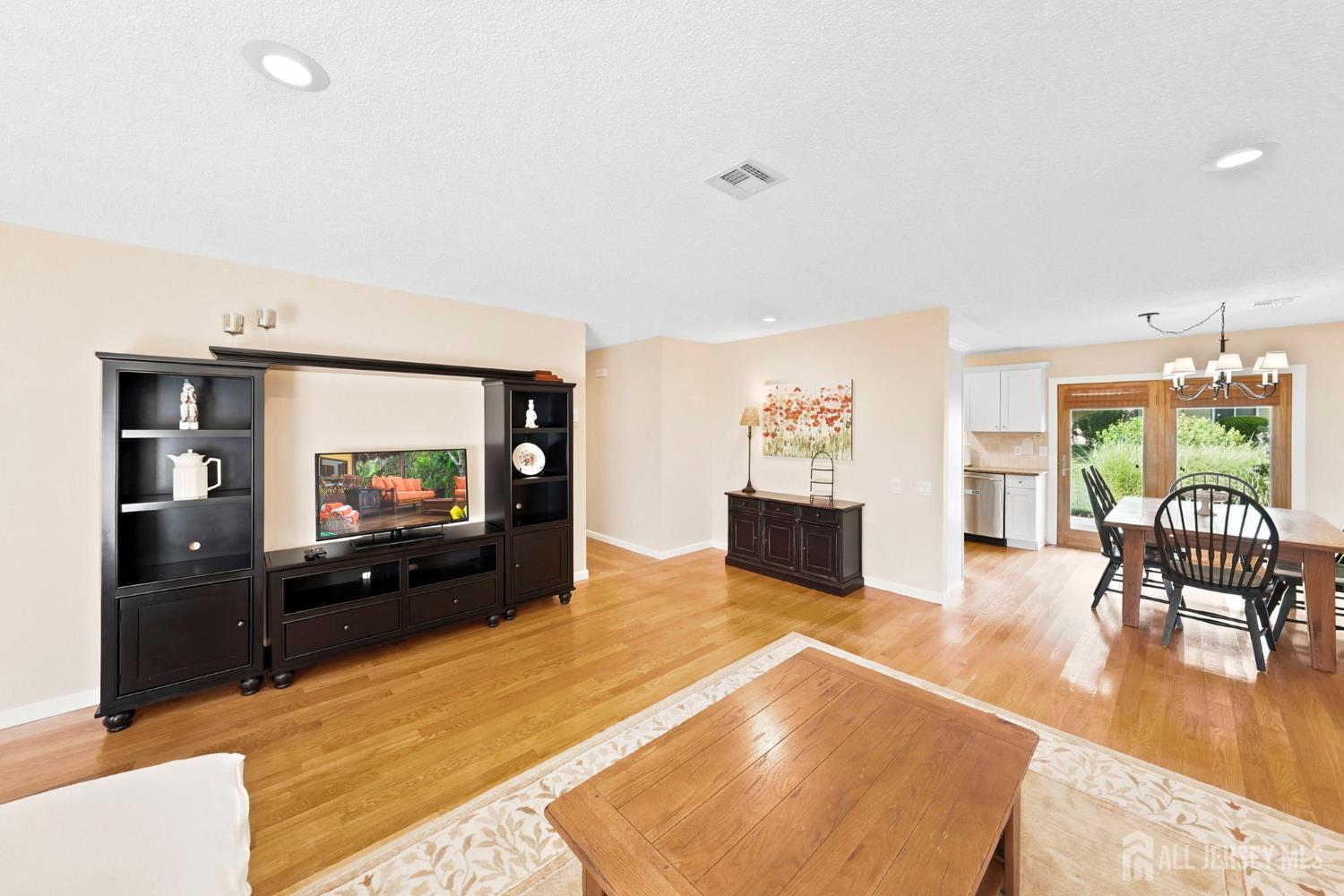 433 Andover Drive Jamesburg NJ 08831
