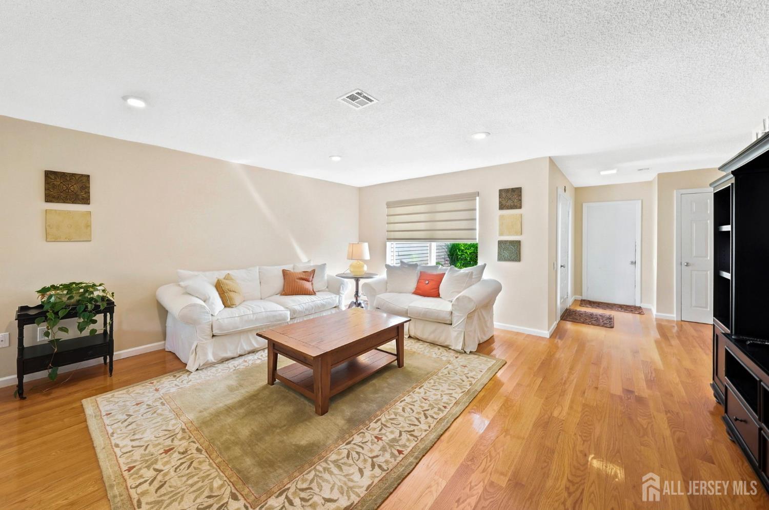 433 Andover Drive Jamesburg NJ 08831