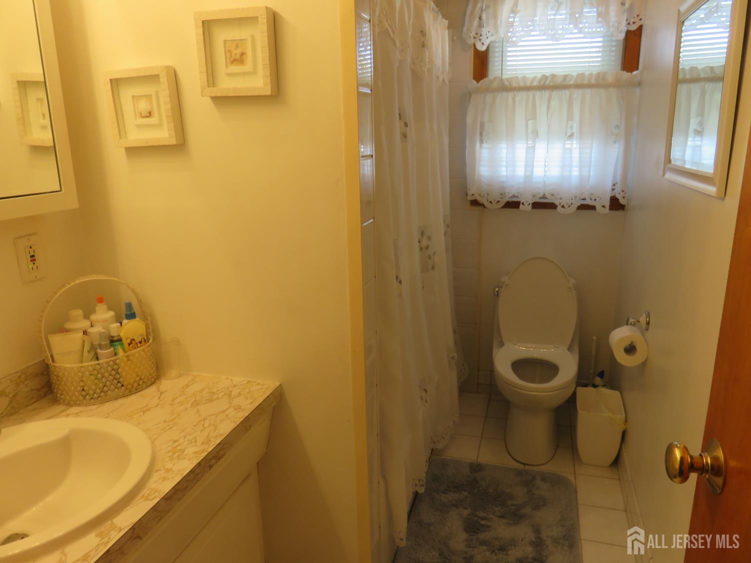 14 Sterling Court Perth Amboy NJ 08861