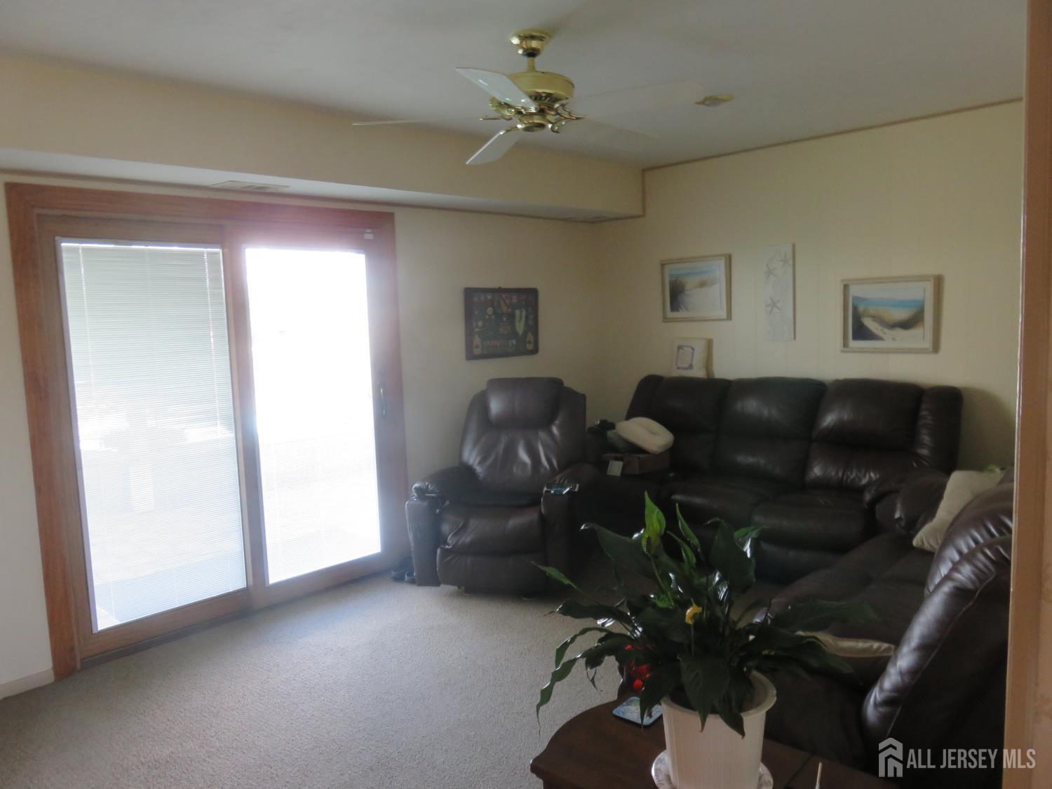 14 Sterling Court Perth Amboy NJ 08861
