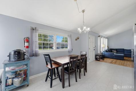 86 Westminster Road Colonia NJ 07067