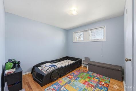 86 Westminster Road Colonia NJ 07067