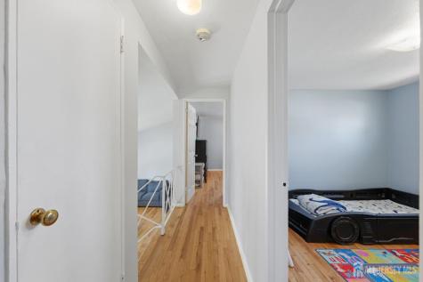 86 Westminster Road Colonia NJ 07067
