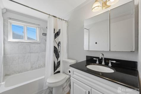 86 Westminster Road Colonia NJ 07067