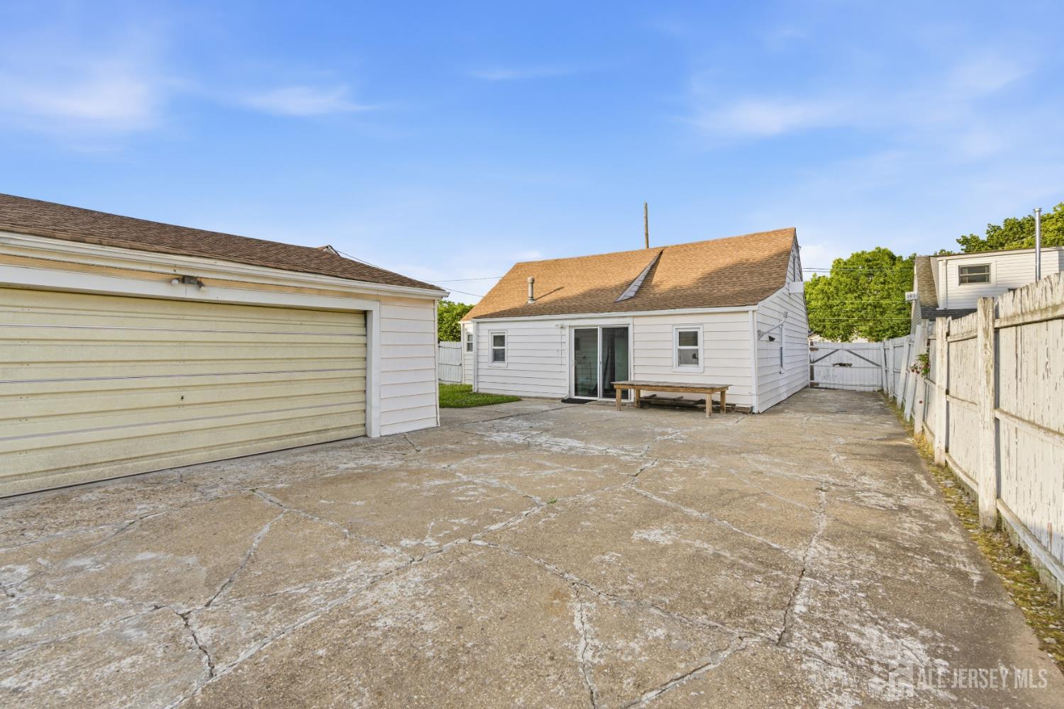 35 Coolidge Avenue Carteret NJ 07008