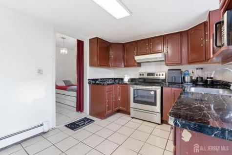 35 Coolidge Avenue Carteret NJ 07008