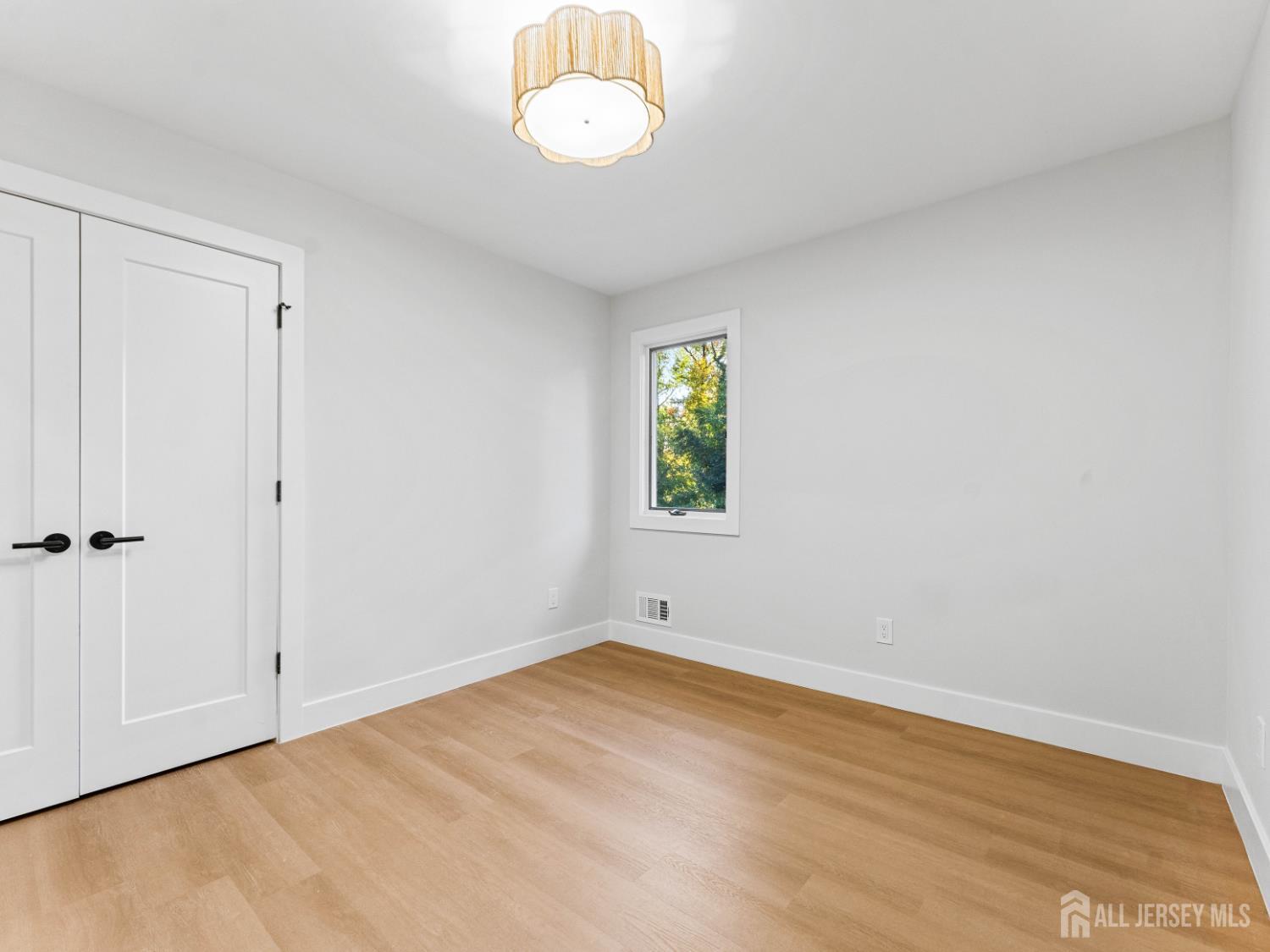 24-A Dewey Drive New Brunswick NJ 08901