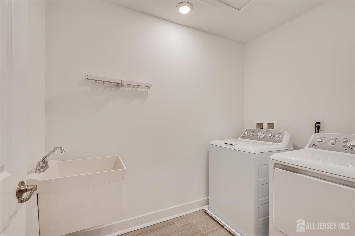 403 Pilot Street Marlboro NJ 07746