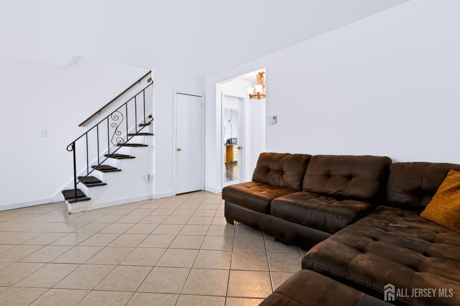 3-D Salem Avenue Carteret NJ 07008