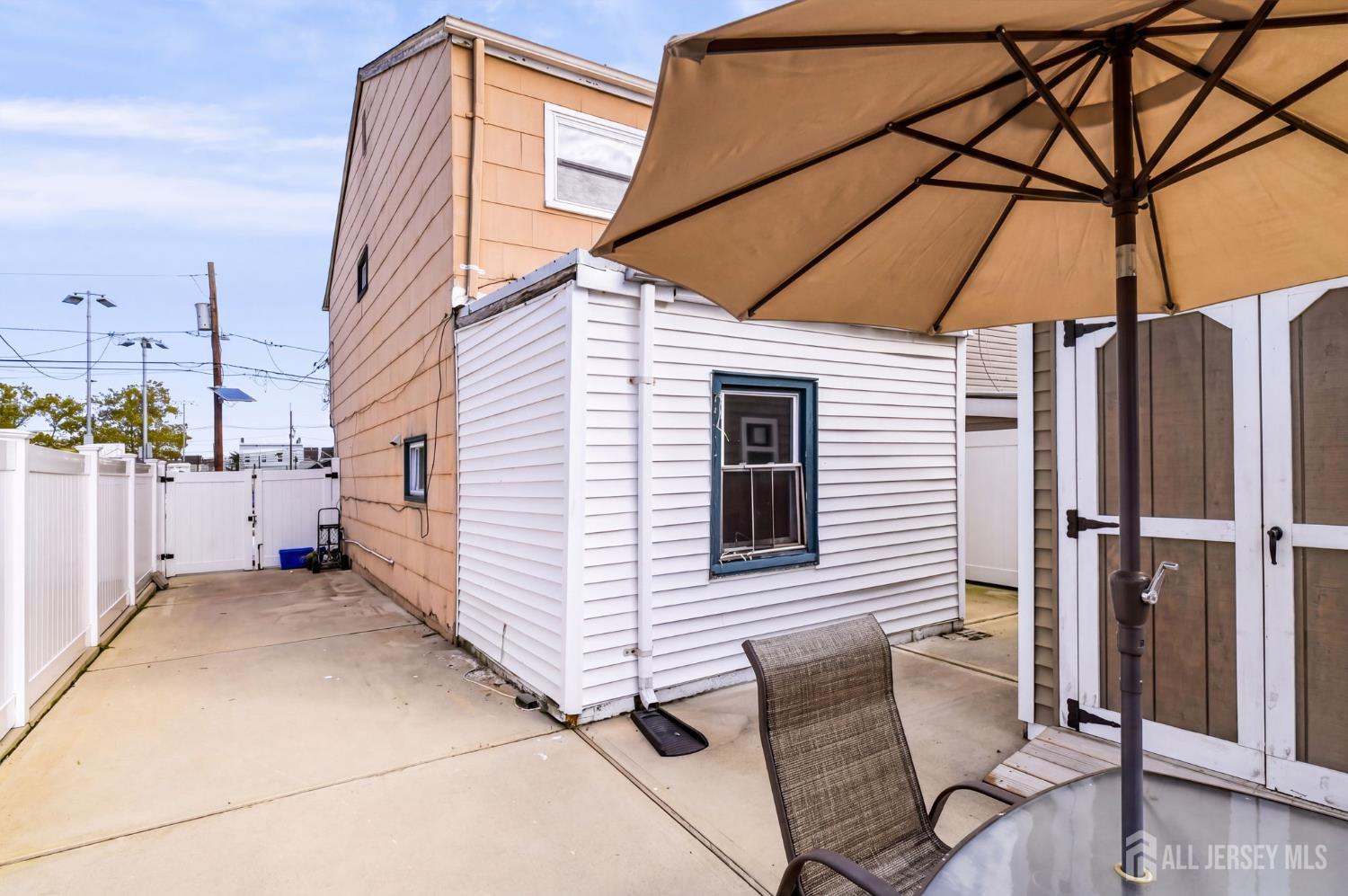 3-D Salem Avenue Carteret NJ 07008