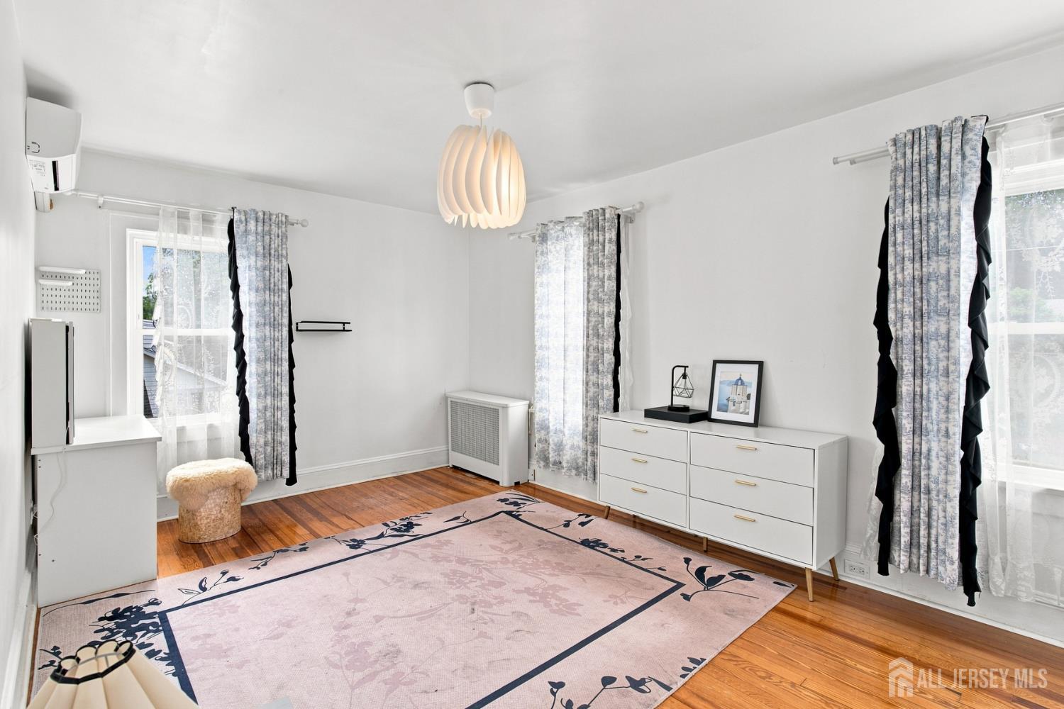 59 Lloyd Street Edison NJ 08817