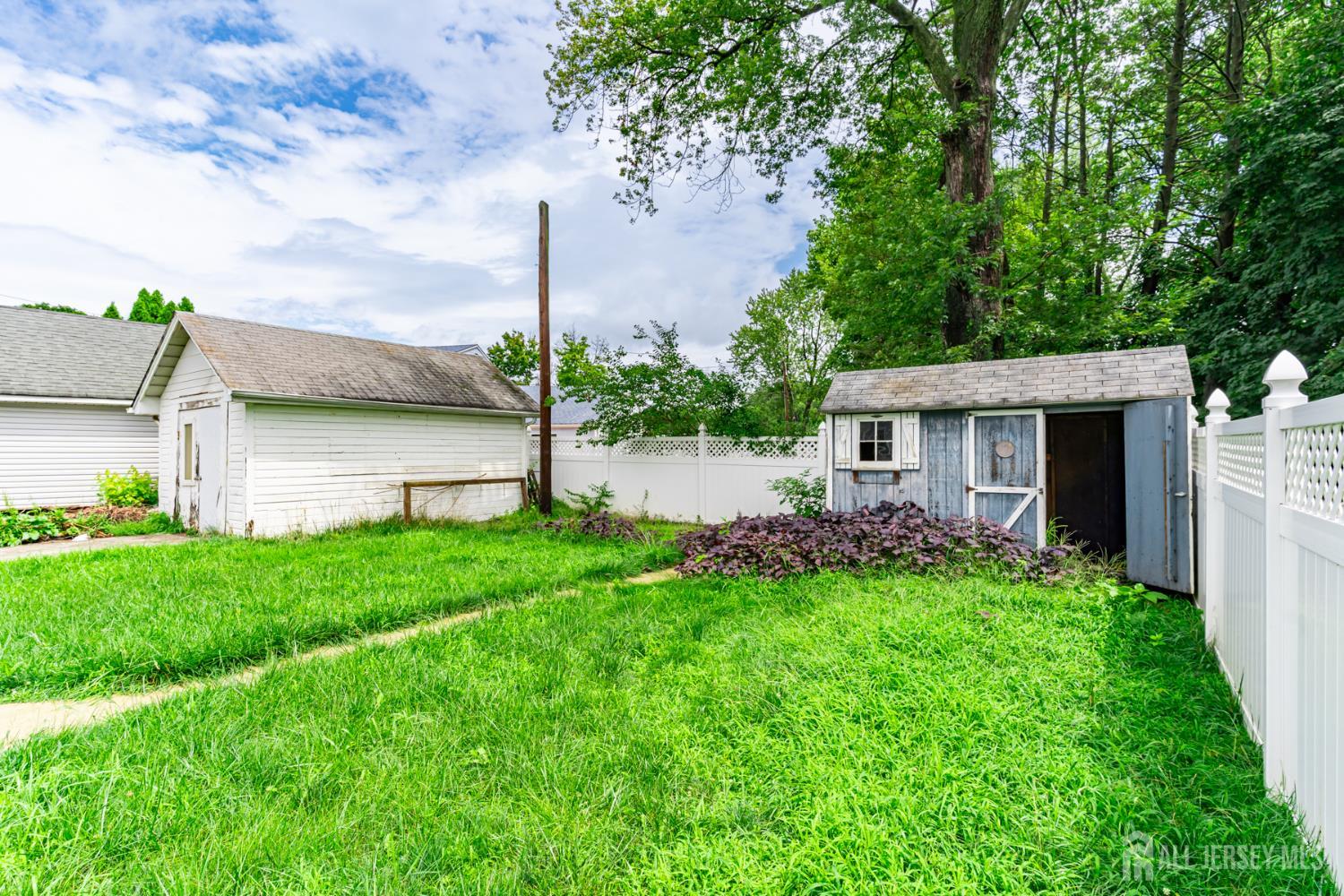 59 Lloyd Street Edison NJ 08817