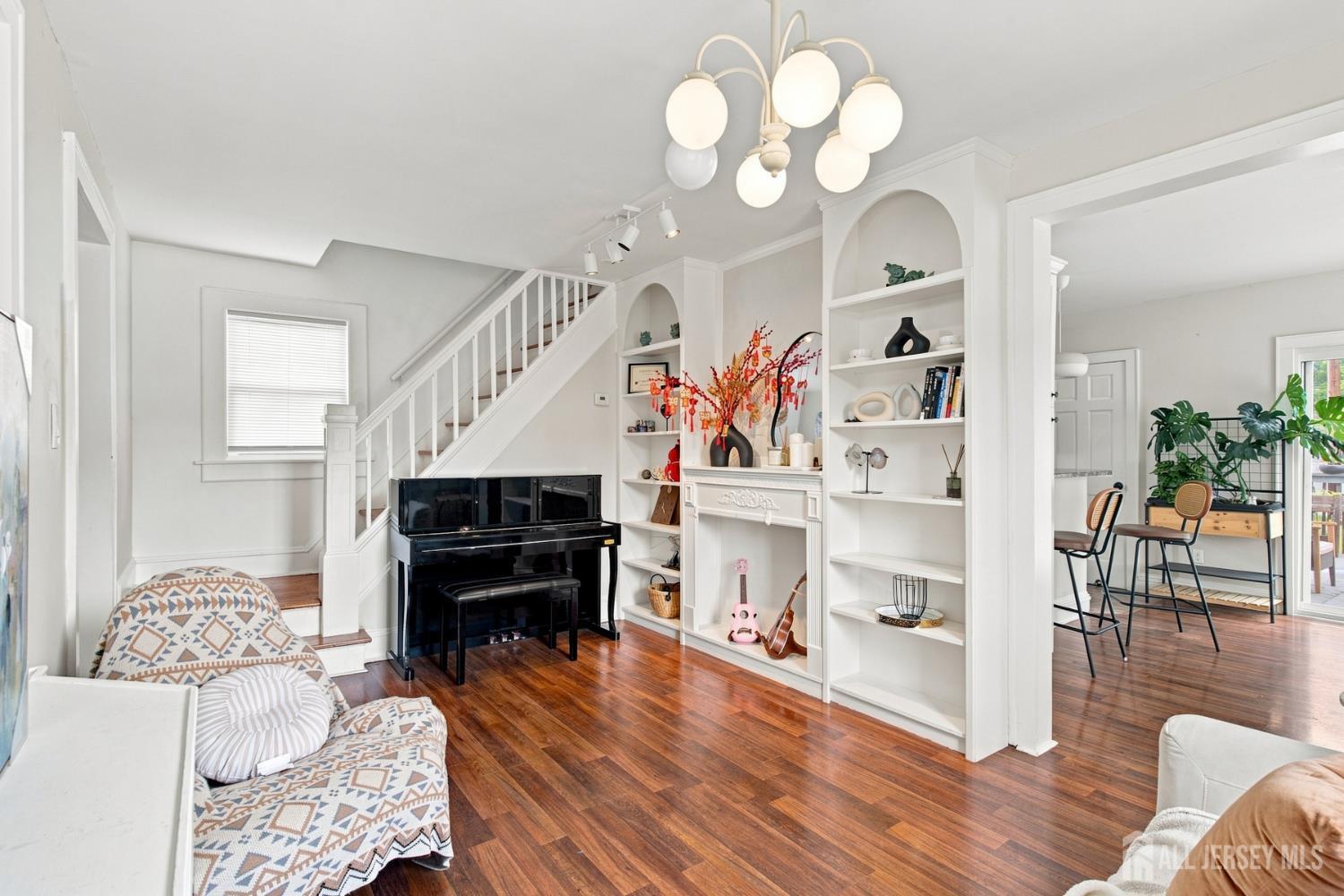59 Lloyd Street Edison NJ 08817