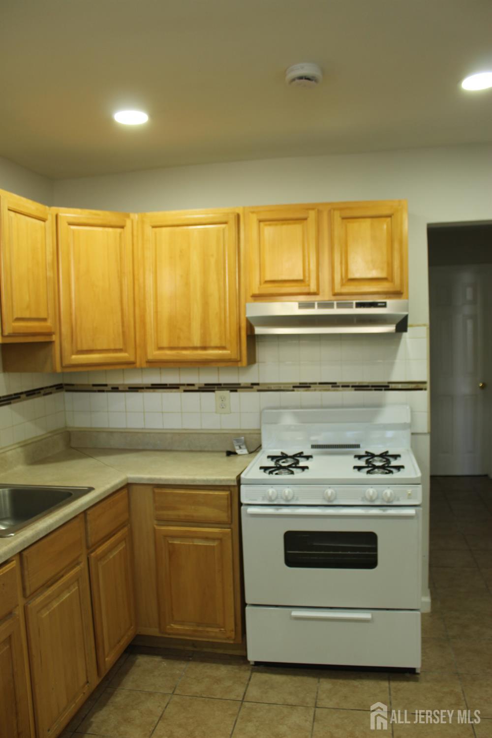 421 College Drive Edison NJ 08817