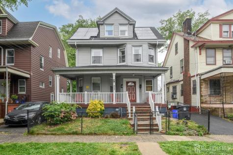 829-831 S 13th Street S Newark NJ 07108