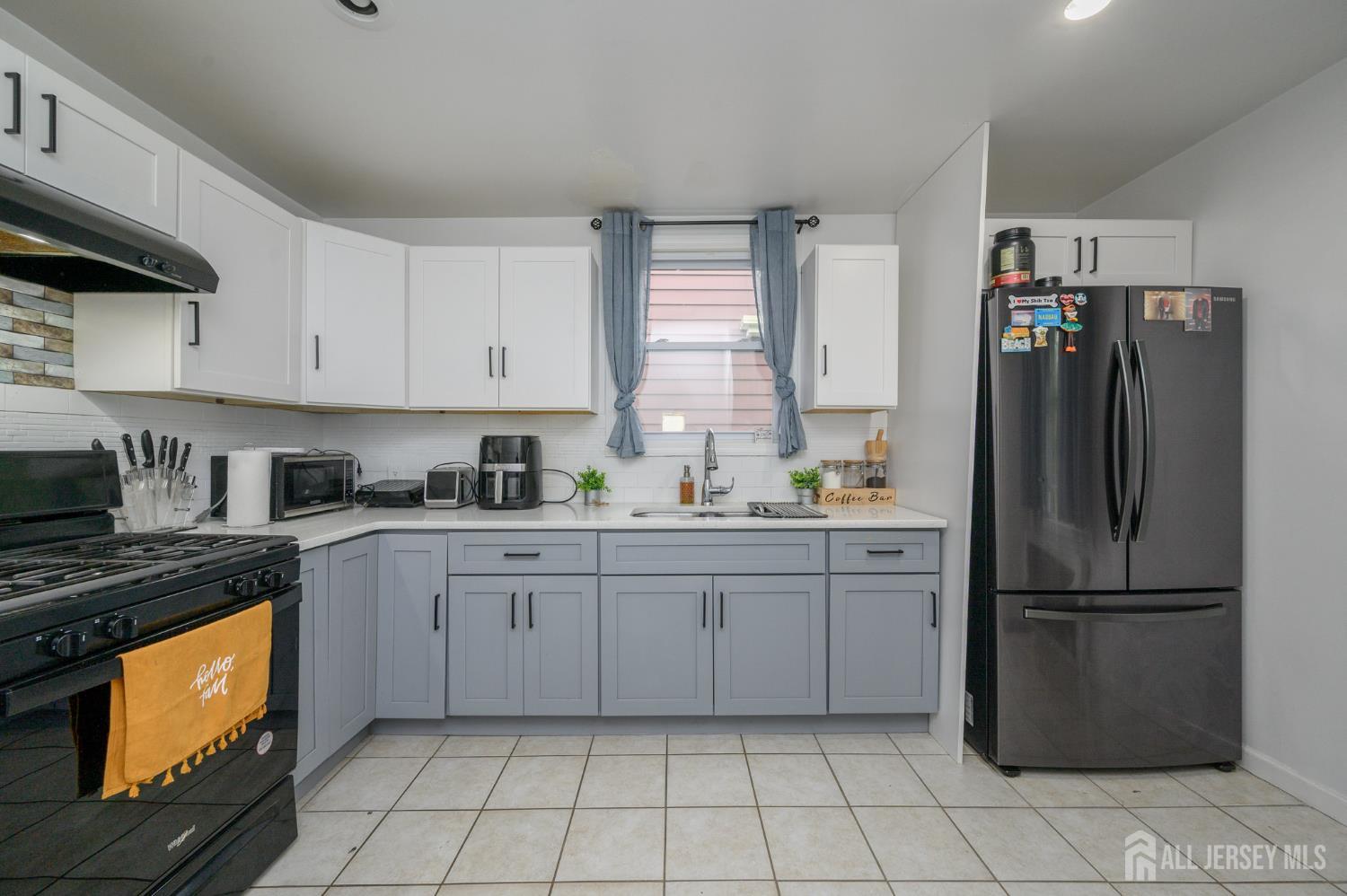 829-831 S 13th Street S Newark NJ 07108