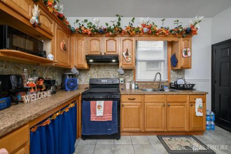 829-831 S 13th Street S Newark NJ 07108