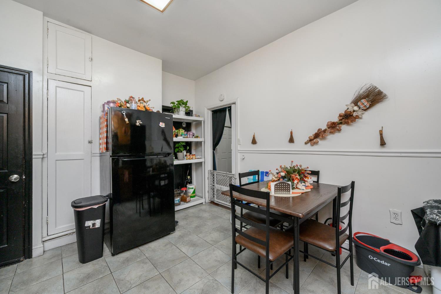 829-831 S 13th Street S Newark NJ 07108