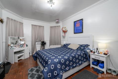 829-831 S 13th Street S Newark NJ 07108