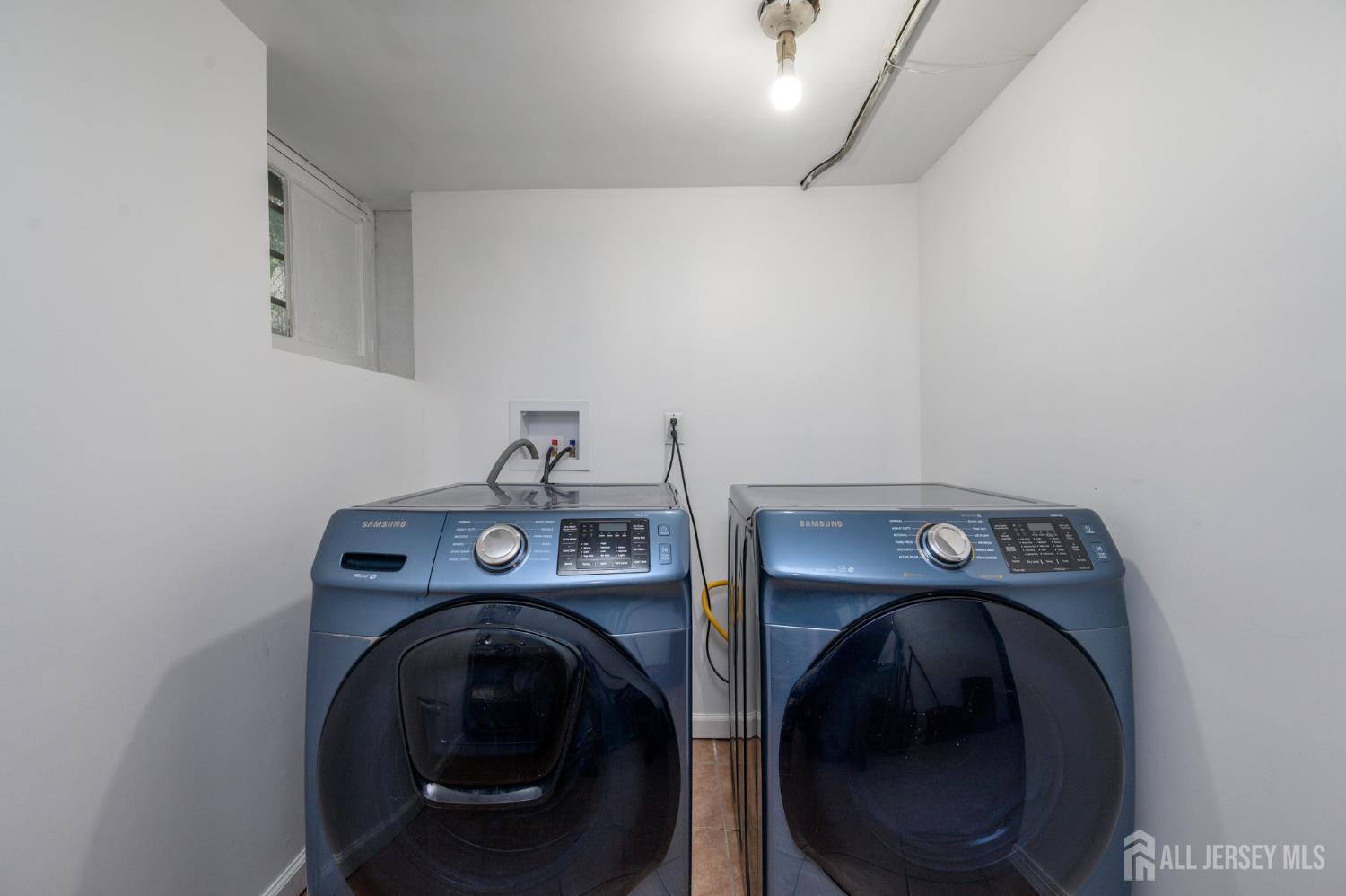 829-831 S 13th Street S Newark NJ 07108