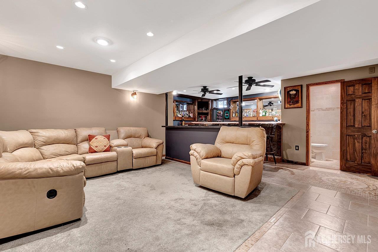 12 Dugans Grove Millstone NJ 08535