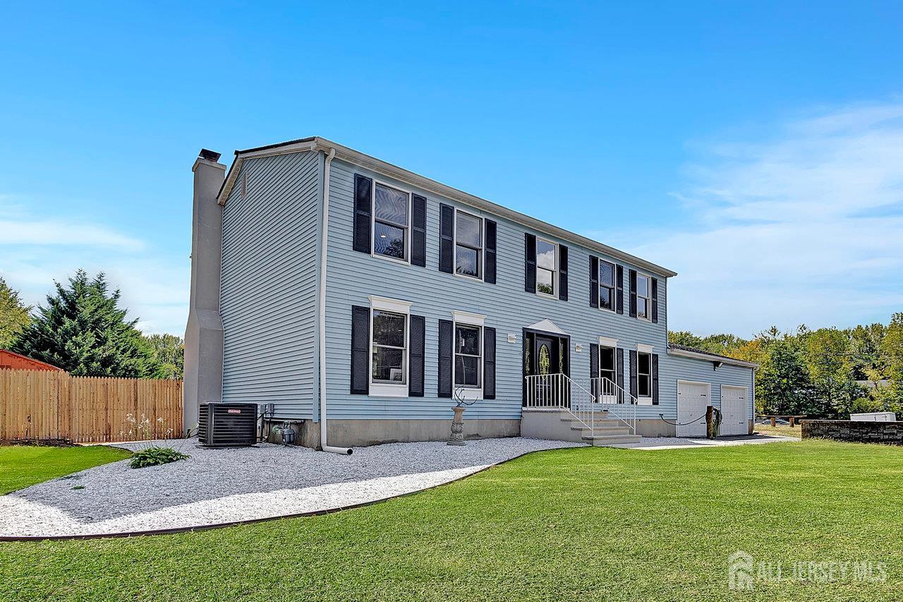 12 Dugans Grove Millstone NJ 08535