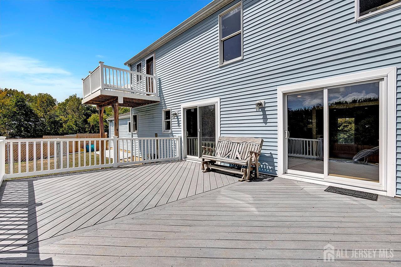12 Dugans Grove Millstone NJ 08535