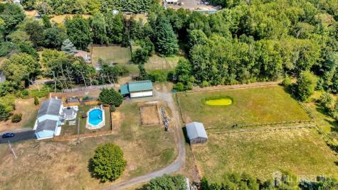 12 Dugans Grove Millstone NJ 08535