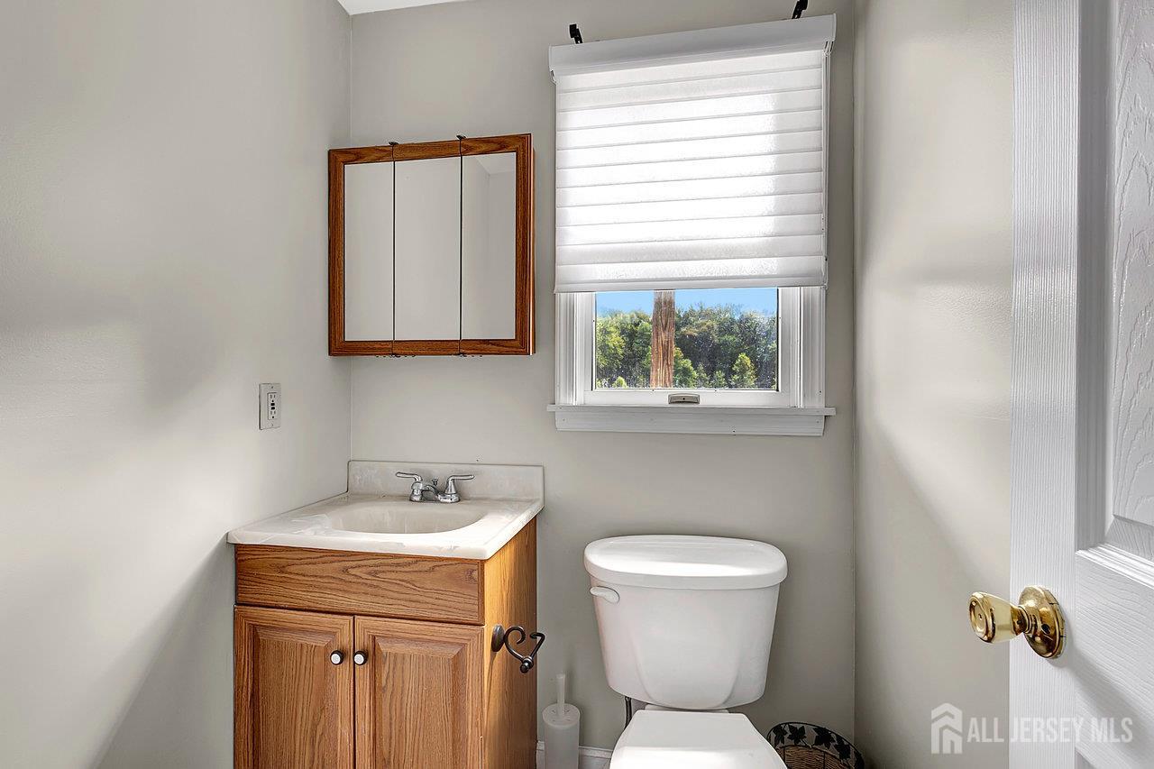 12 Dugans Grove Millstone NJ 08535