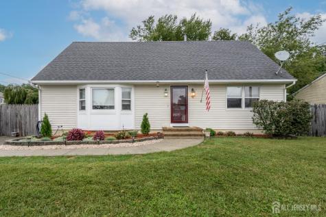 54 Spruce Street Beachwood NJ 08722