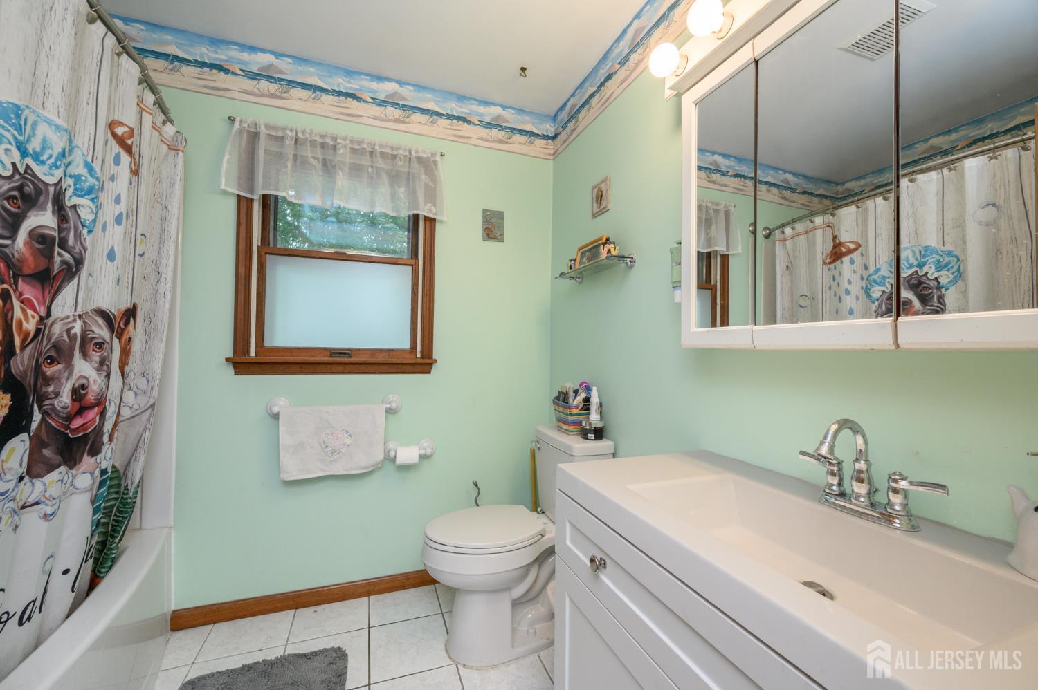 54 Spruce Street Beachwood NJ 08722