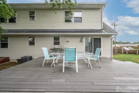 54 Spruce Street Beachwood NJ 08722