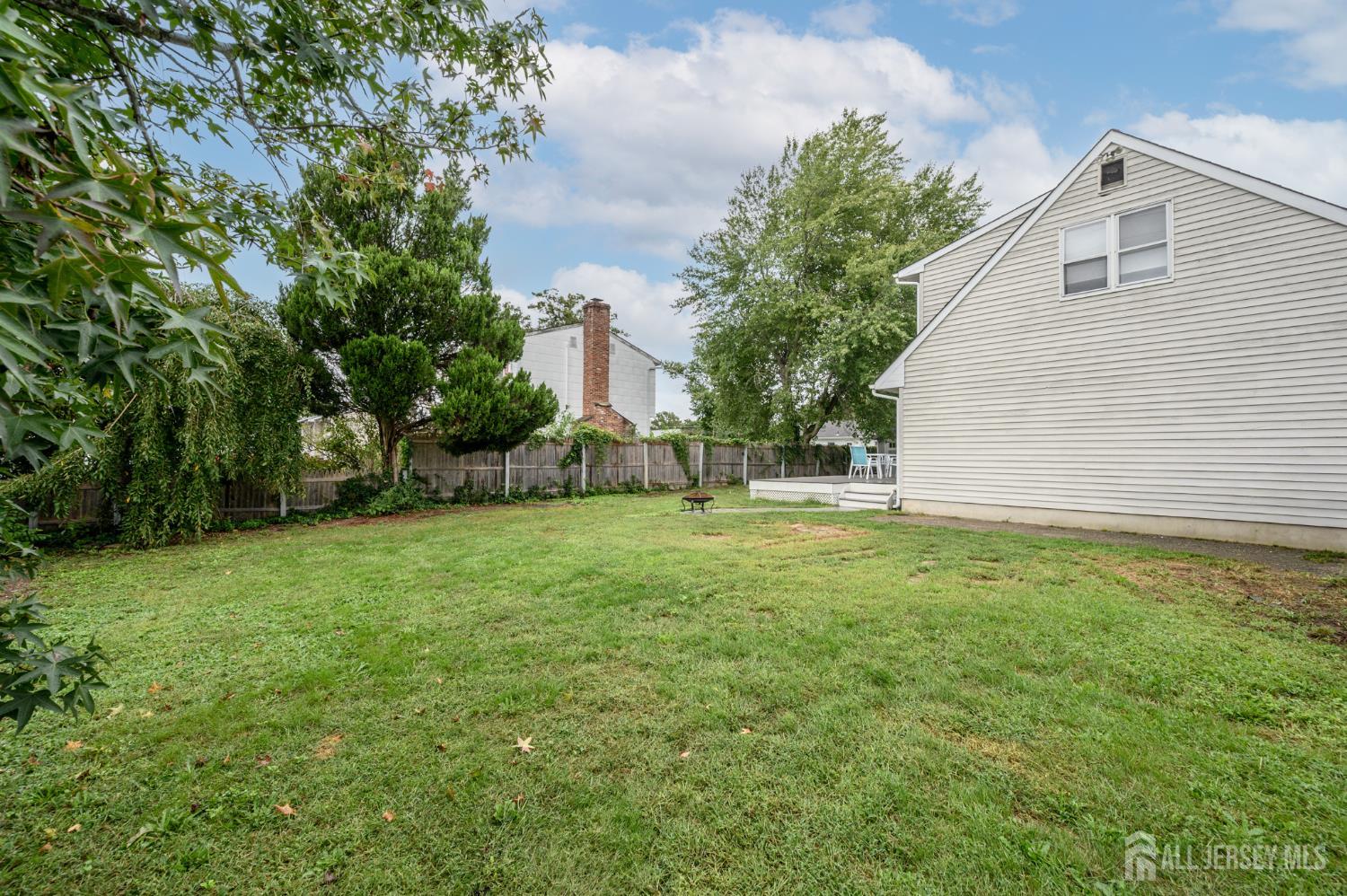 54 Spruce Street Beachwood NJ 08722