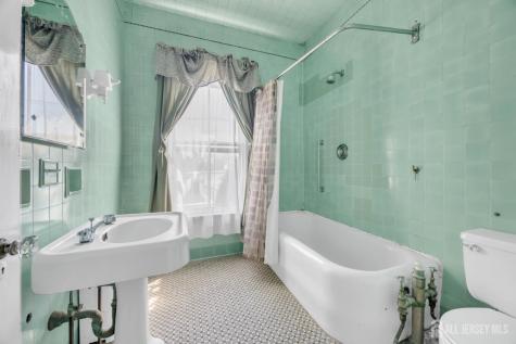 128 Green Street Woodbridge Proper NJ 07095