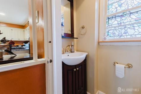 11 Edgeworth Place New Brunswick NJ 08901