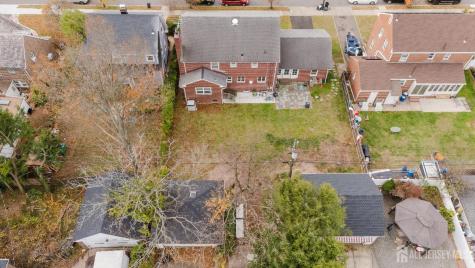11 Edgeworth Place New Brunswick NJ 08901