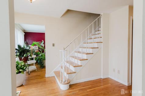 11 Edgeworth Place New Brunswick NJ 08901