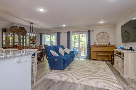 15 Daleron Place South Amboy NJ 08879