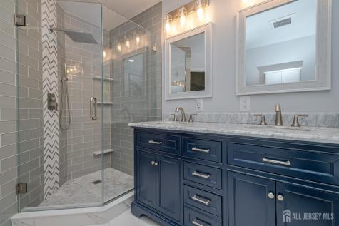 15 Daleron Place South Amboy NJ 08879