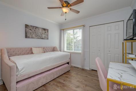 15 Daleron Place South Amboy NJ 08879