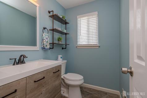 15 Daleron Place South Amboy NJ 08879