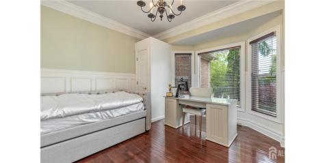 9 Woodmere Road Monroe NJ 08831