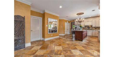 9 Woodmere Road Monroe NJ 08831