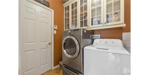 9 Woodmere Road Monroe NJ 08831